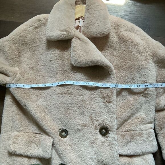 Free People Cream/Rose Classy Teddy Jacket Faux Fur (SP) - Picture 12 of 14
